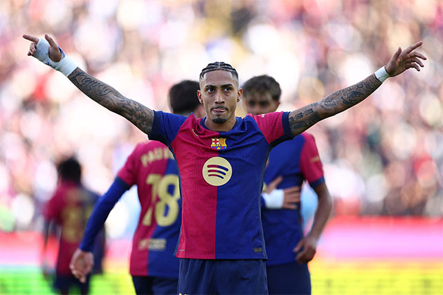 Raphinha’s Late Penalty Seals Barcelona Comeback