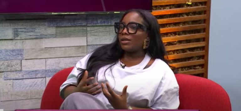 Sarkodie’s stylist expresses frustration over artistes throwing costumes during performances