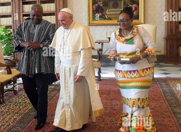 President Mahama, others pay tribute to Pope Francis