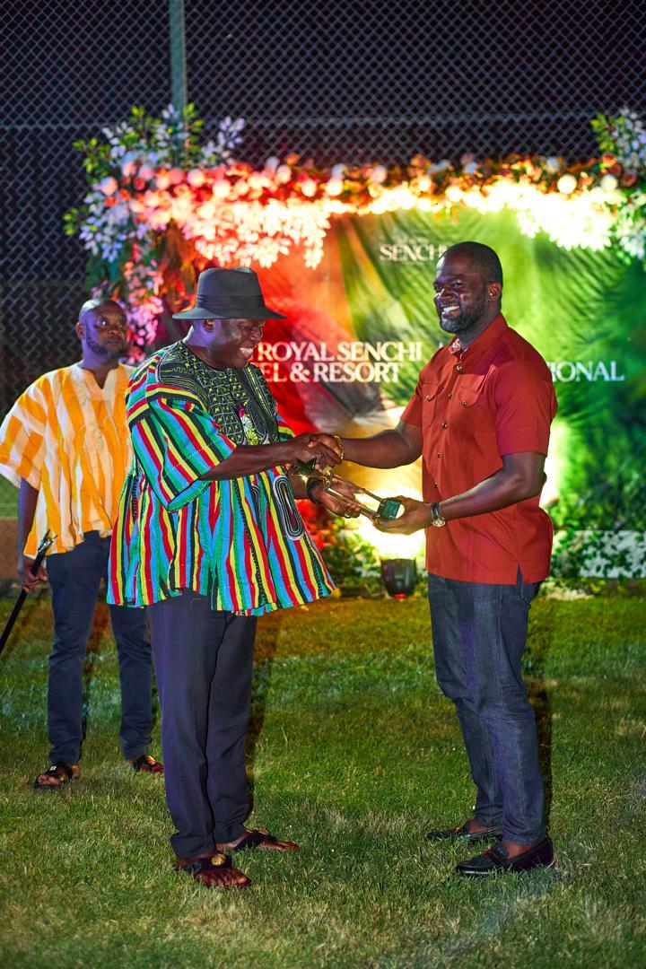 Caveman CEO wins The Royal Senchi’s 1st Golf Invitational