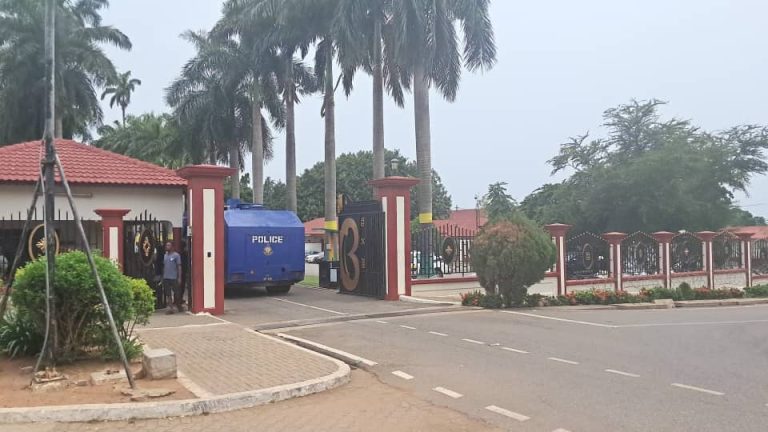 Heavy security as Asantehene mediates Bawku conflict at Manhyia