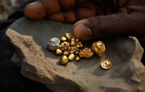 Ghana Bans Foreigners and Individuals from Gold Trading Effective May 1, 2025