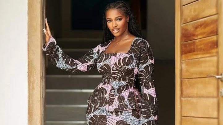 Chic And Elegant Ankara Skirt And Matching Tops For All Boss Ladies