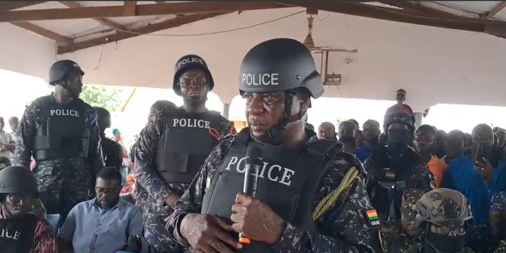 “Lay down your arms, we’ll recruit you into Police Service” – IGP ‘sweet-talk’ Bawku youths