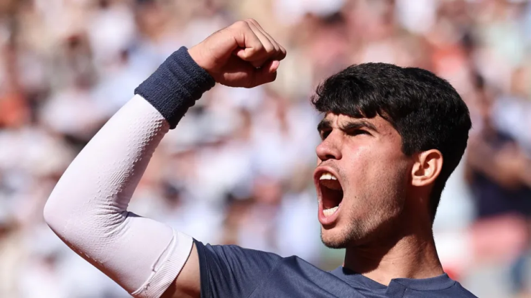 Alcaraz beats Djere to reach Barcelona Open quarters