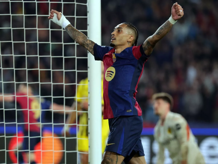 Raphinha equals Messi record as Barca thrash Dortmund
