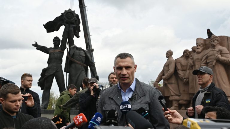 Ukraine may have to give up land for peace