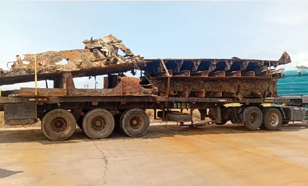 Ghana Maritime Authority impounds two trucks carrying shipwrecks