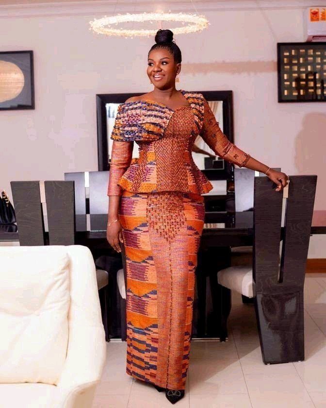 Gorgeous Ankara Blouse and Skirt for Mothers Who Care About Fashion
