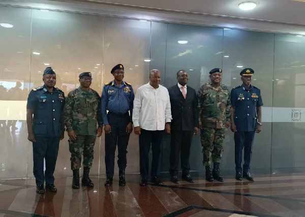 Military High Command donates one month’s salary to Ghana Medical Trust Fund