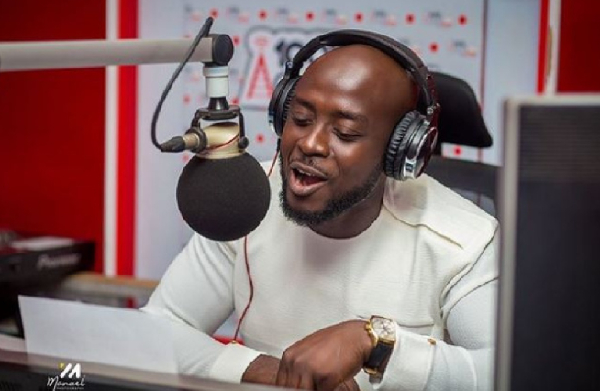 Nana Romeo uits Accra FM