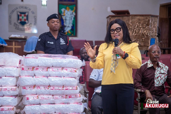 Elikplim Akurugu marks Menstrual Hygiene Day with schoolgirls in Dome-Kwabenya