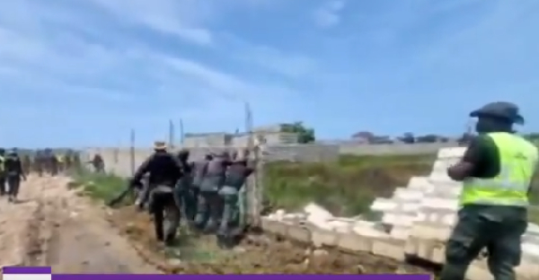 Watch as Greater Accra REGSEC demolishes illegal structures at Sakumono Ramsar site