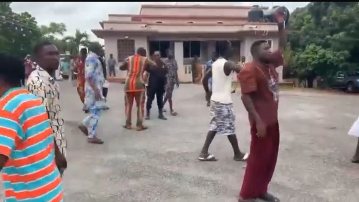 Aggrieved Ga Youths Hooted At President Of GARHC Oboade Notse King Professor Odaifio Welentsi III In Dodowa