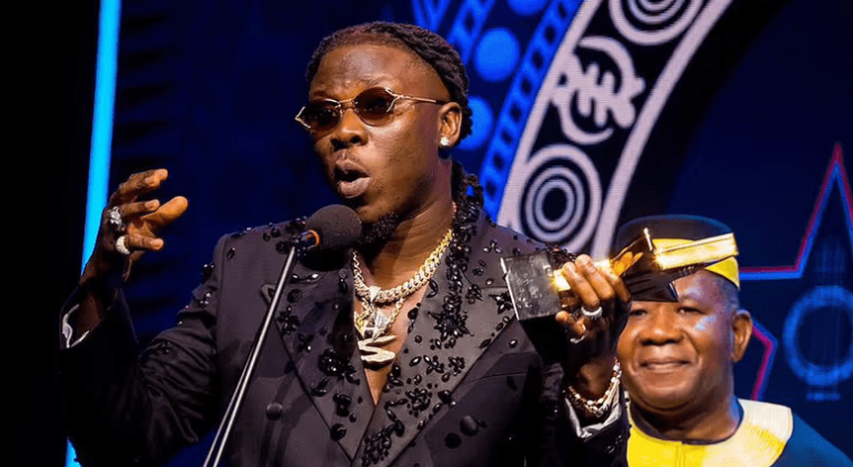 Stonebwoy wins tenth Reggae/Dancehall Artiste of the Year