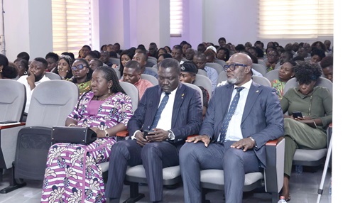 Govt starts demurrage policy review to shield shippers
