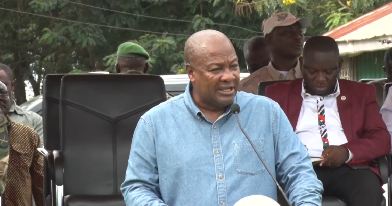 Mahama applauds GPRTU for reducing fares as economy stabilises