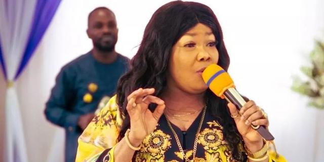 I’ll return Sammy Gyamfi’s $800 gift – Agradaa
