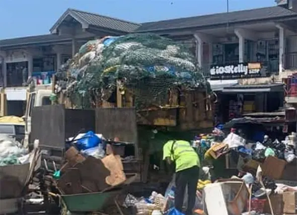 Takoradi Market Circle Turns Refuse Dumping Ground