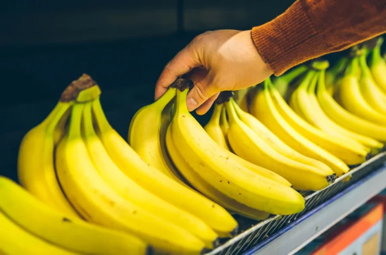 Report: Bananas under threat as rising temperatures killing crops