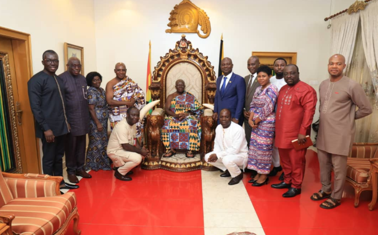 New KATH Board and CEO pay courtesy call on Asantehene