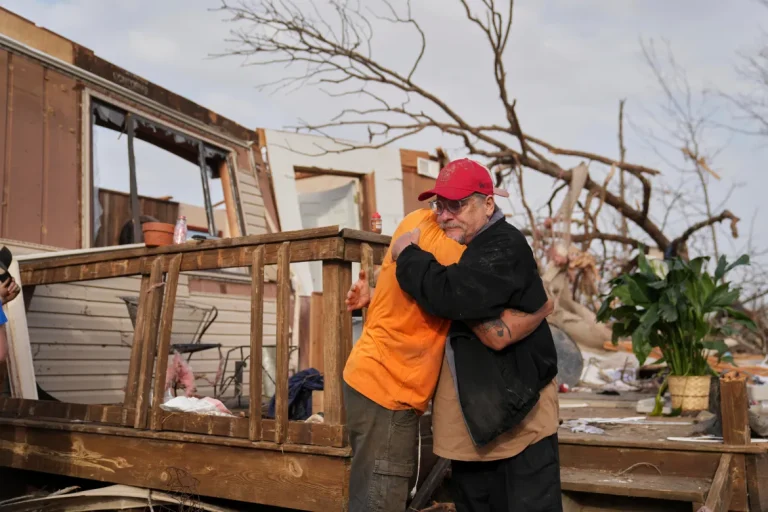 Severe US storms kill at least 27 in Kentucky, Missouri