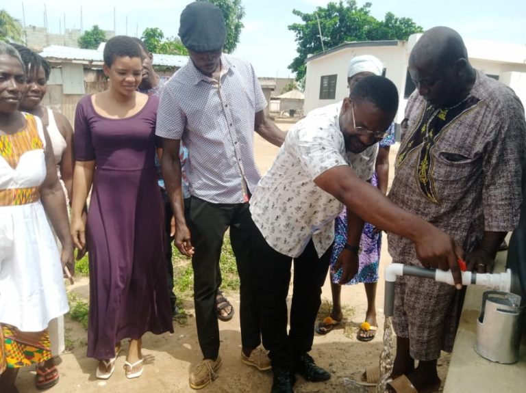Assembly member donates water system to community