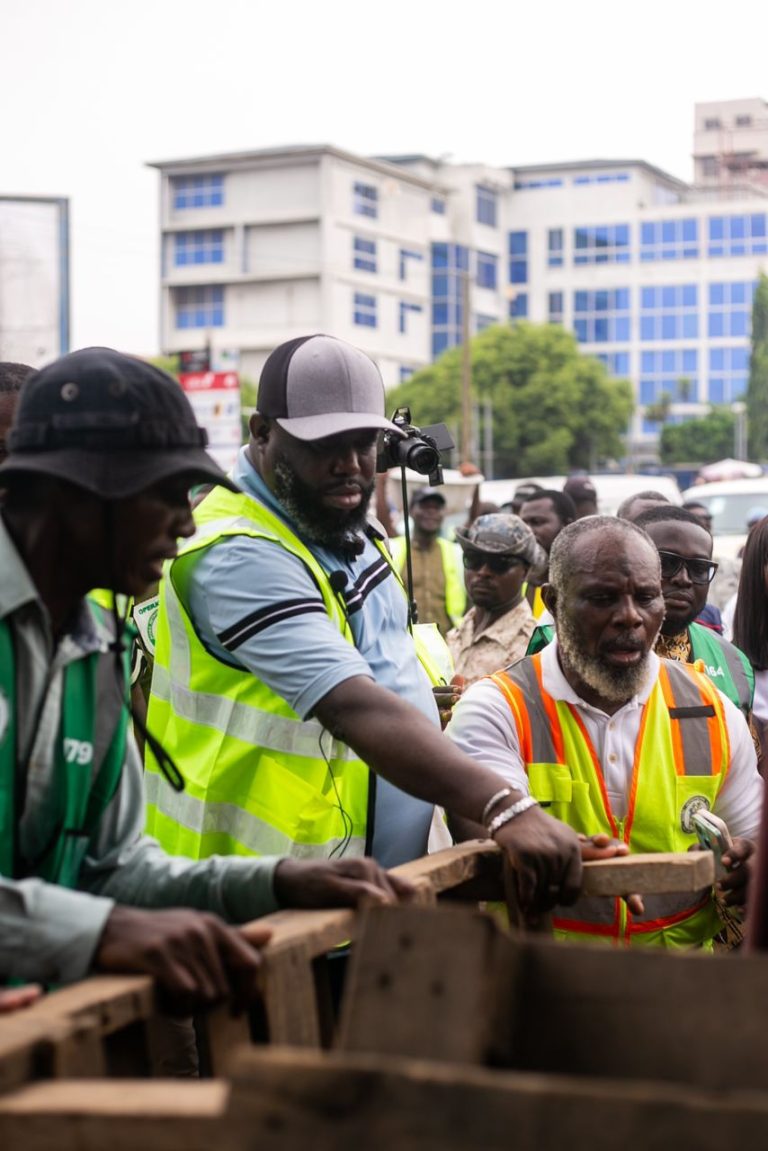 Accra Mayor pledges permanent trading space for street hawkers within two months