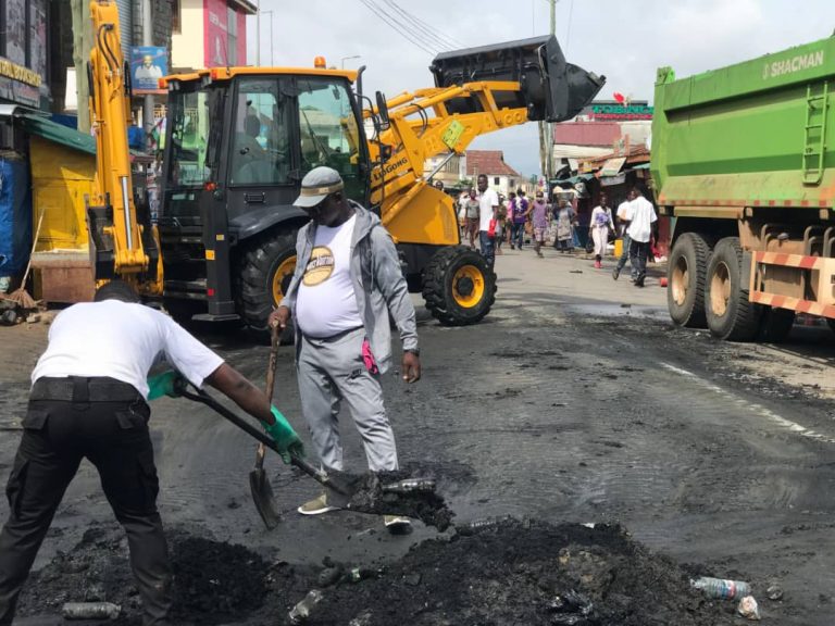 MCE summons absentee shop owners and market leaders