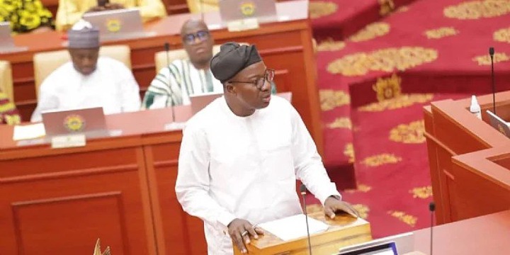 The cedi is fighting back – Ayariga praises Mahama gov’t for economic turnaround
