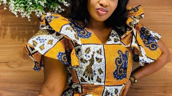 Simple Ankara Outfits for Stylish Mothers