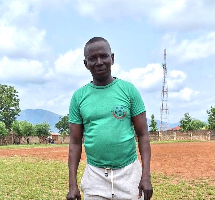 Veteran football coach killed in car crash [Photos]