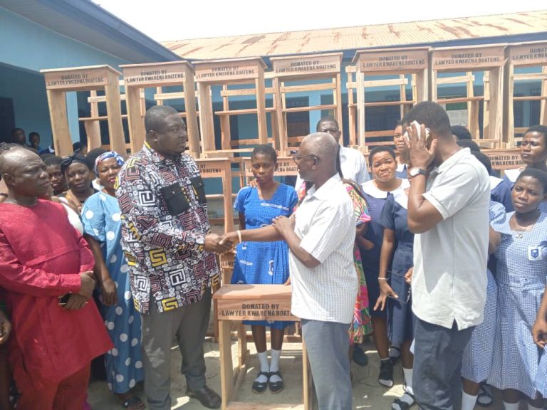 Ejisu MP donates 200 dual desks to Onwe SHS