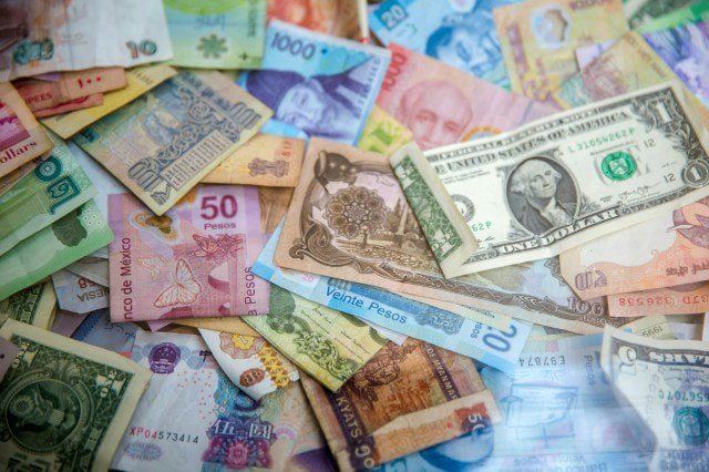 Top 10 highest-valued currencies in the world in 2025