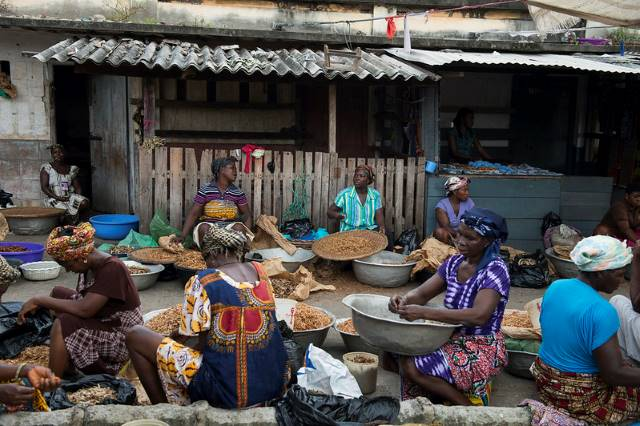 ‘Insufficient food consumption’ situation improves across 7 West African countries