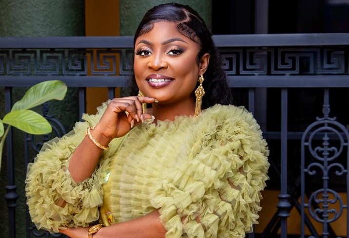 Mabel Okyere delivers message of hope and gratitude in ‘So Far So Good’