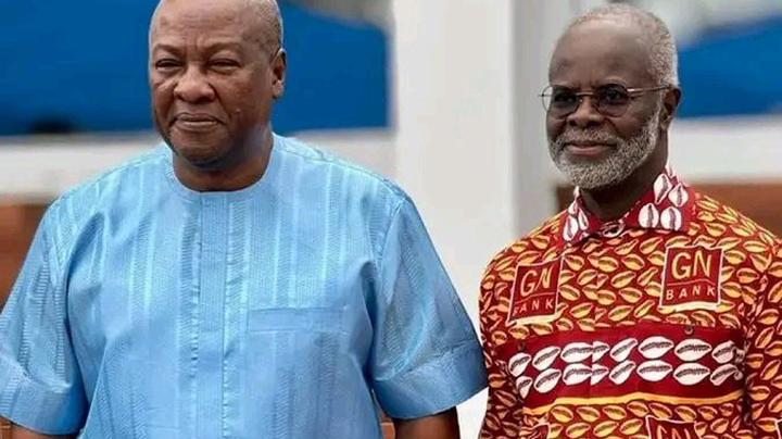 “If Mahama Restores GN Bank, I’ll Back His Third Term” Ghanaians React to Viral Photo with Paa Kwesi