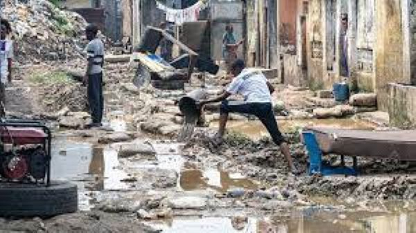 Heavy rains in dry season cause havoc in DR Congo’s capital