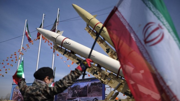 Iran launches missiles at US air bases in Qatar and Iraq