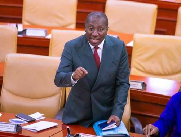 Ghana’s Minority Leader Questions Motives Behind Radio Station Reinstatement