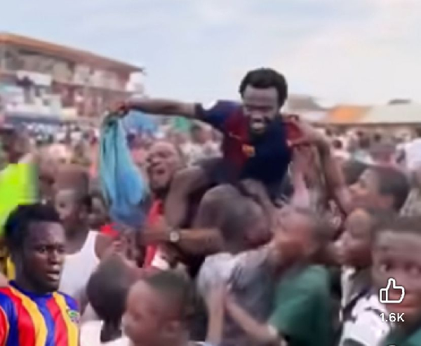 Hearts of Oak midfielder Mohammed Hussein given hero’s welcome in hometown
