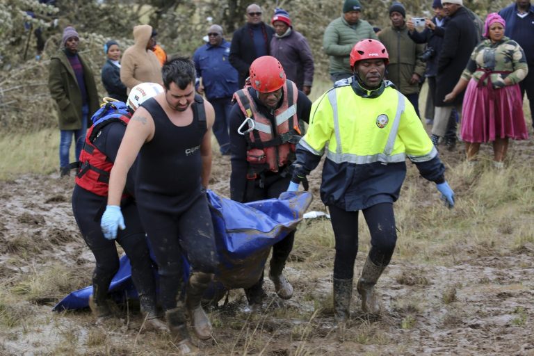 Heavy floods and snow hit South Africa, killing schoolchildren