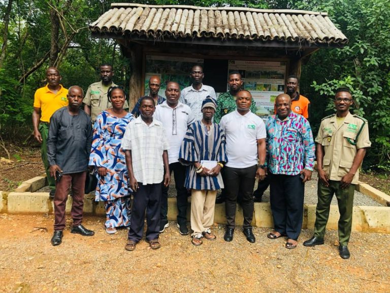 Kyabobo National Park’s new manager meets with advisory committee 