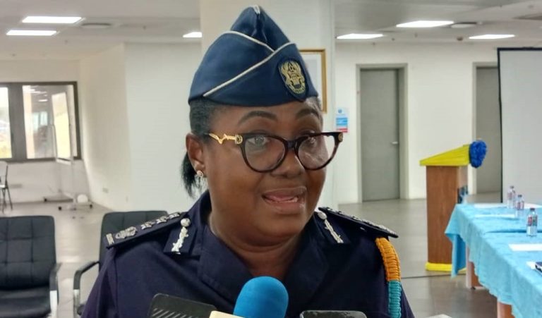 Customs cautions public against bringing vehicles without manifest to Ghana