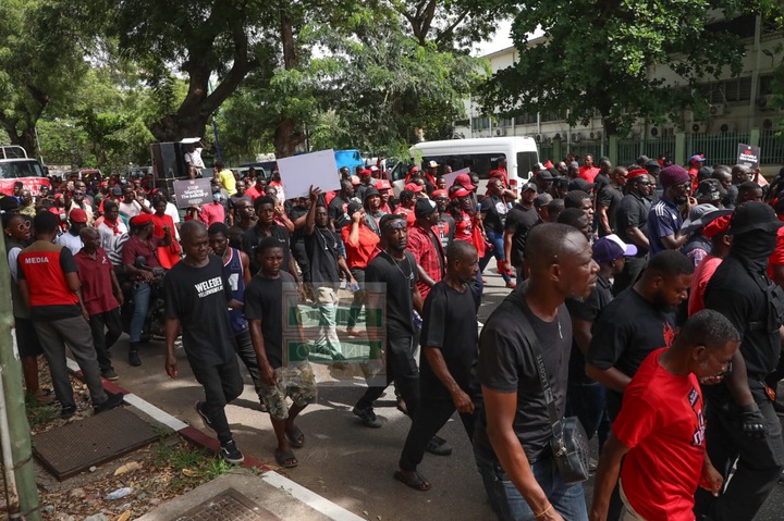Political parties threaten demo over GH¢1 fuel levy