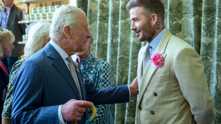 Beckham scores a winner with the royal circle