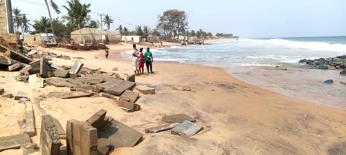 Contractor mobilises to start Blekusu Sea Defence project