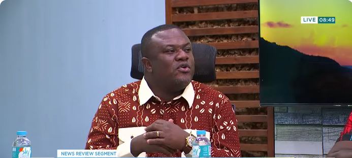 Expand Cedi-only payment directive to all sectors – Adomako-Mensah to gov’t