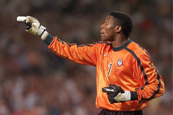 Nigerian football legend Peter Rufai dies aged 61