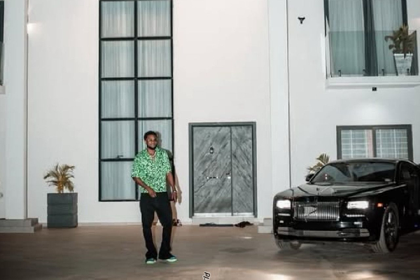 Watch as Benjamin Tetteh shows off his luxurious mansion, car collection in new video